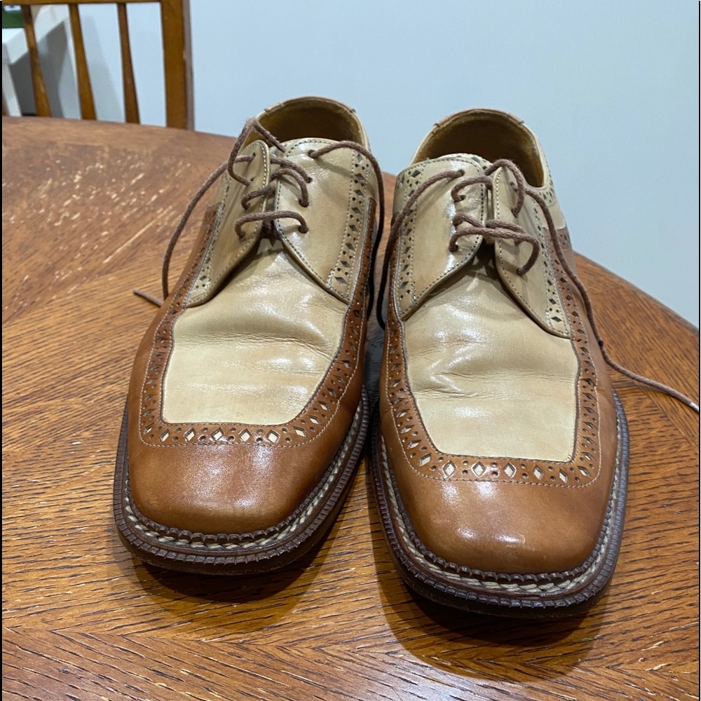 Men’s Mezlan leather dress shoes. Size 8.5